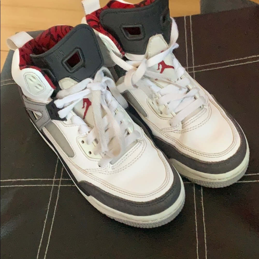 Jordan spike lees